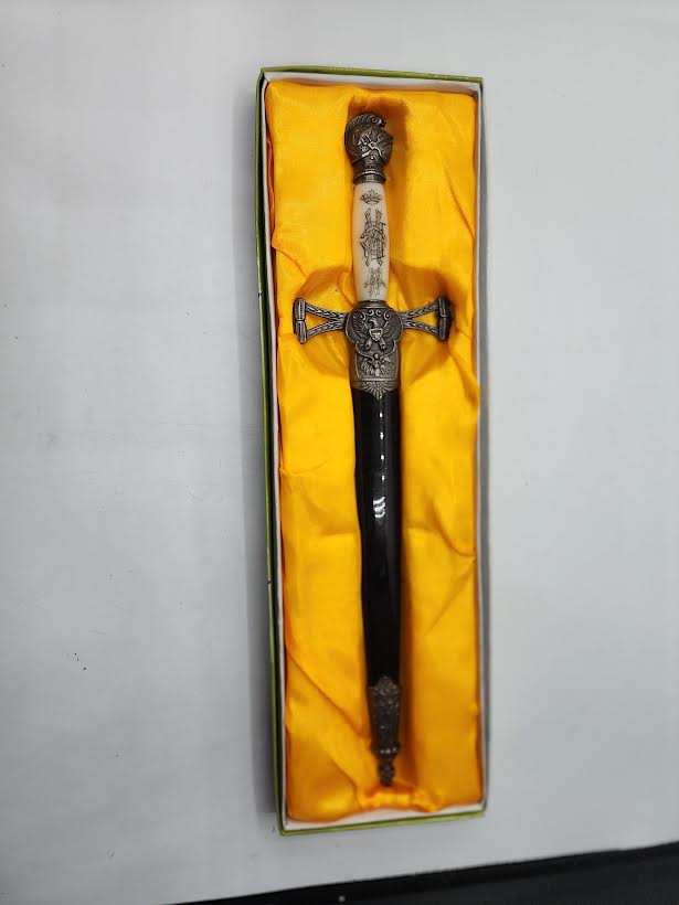 Photo 2 of Display Templar Dagger with Sheath New