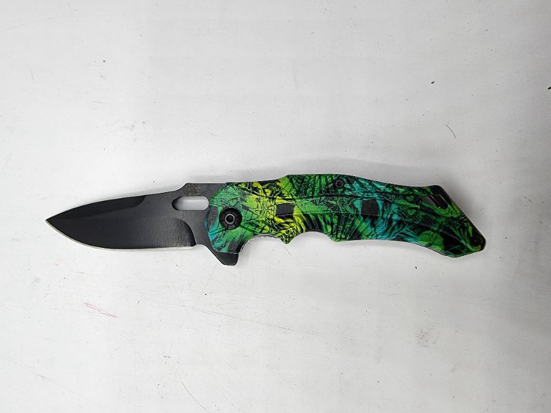 Photo 1 of Snake Design Pocket Knife 
