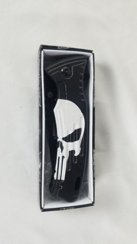 Photo 2 of 4.75Inch Punisher Pocket Knife 