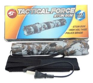 Photo 2 of Jungle Camo Tactical Force Stun Gun Flashlight Taser New
