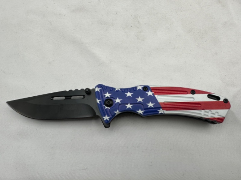 Photo 1 of American Flag Designed Pocket Knife New