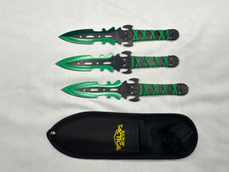 Photo 1 of 7.5 Inch Throwing Knives Green 3 Pcs With Nylon Sheath New