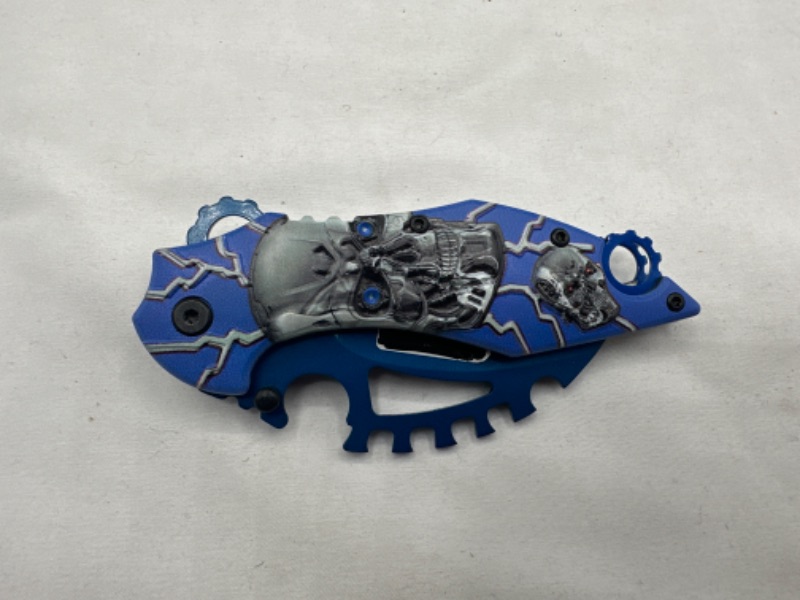 Photo 1 of Blue Skull Designed Pocket Knife With Loop