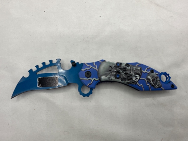 Photo 2 of Blue Skull Designed Pocket Knife With Loop