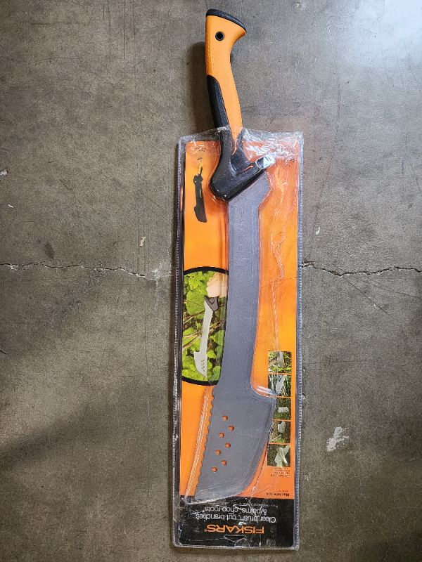 Photo 3 of Fiskars 29 Inch Machete Axe 18 in Blade Rust-Resistant