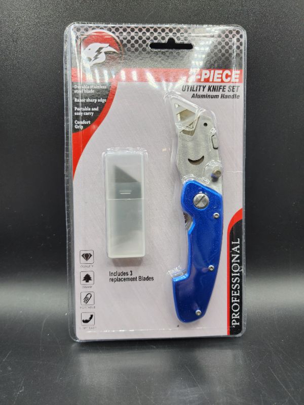 Photo 1 of Blue Utility Knife with 3 Replacement Blades 