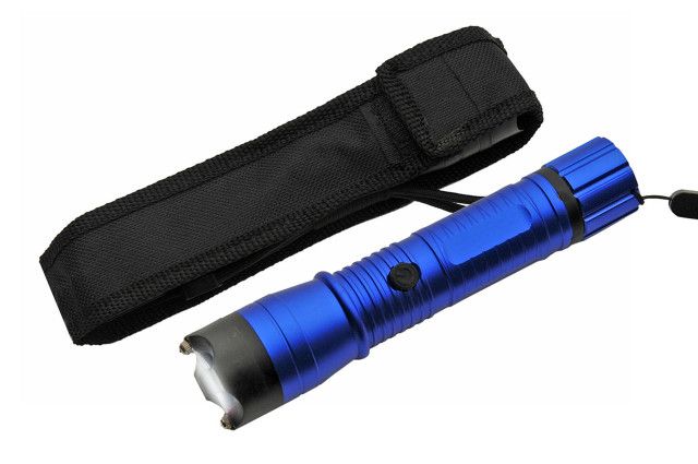 Photo 1 of Kwik Force 16,000,000 Flash Fire Stun Gun