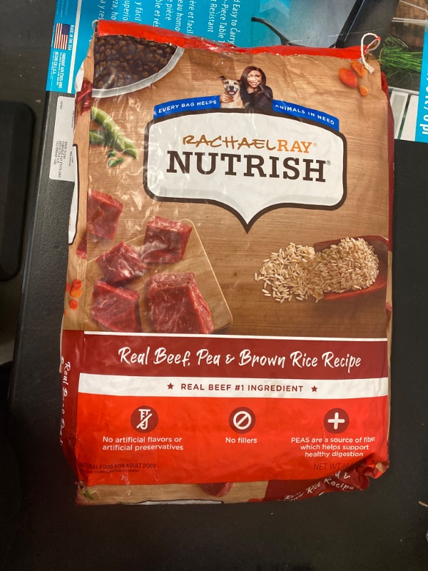 Photo 2 of Rachael Ray Nutrish Premium Natural Dry Dog Food, Real Beef, Pea & Brown Rice Recipe, 14 Pounds (Packaging May Vary)