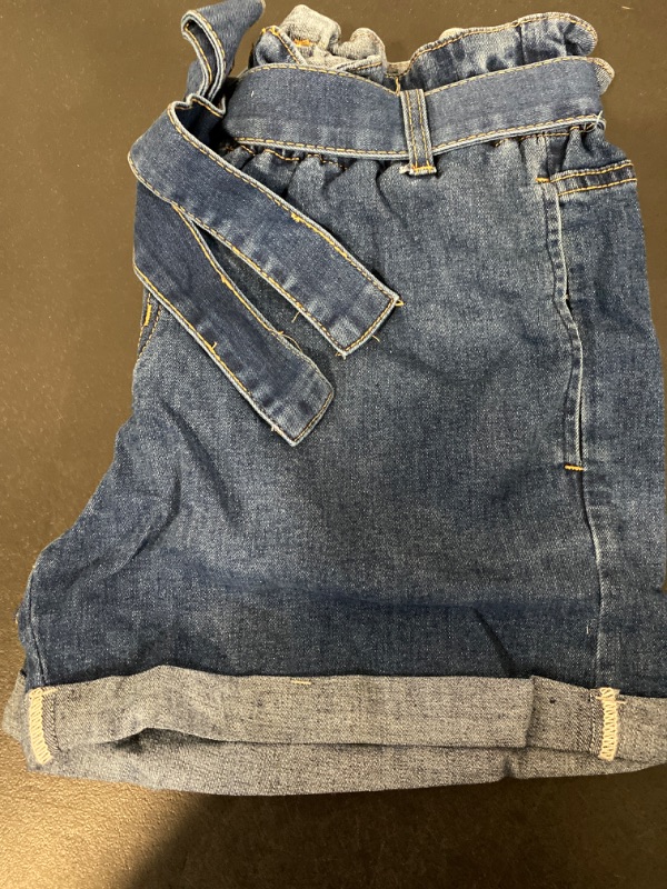 Photo 4 of Women's High Waist Denim Shorts Casual Classic Stretchy Folded Hem Belt Washed Summer Sexy Shorts Jeans
