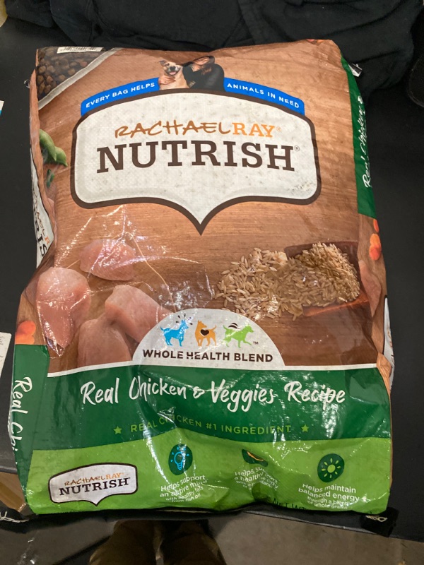 Photo 2 of Rachael Ray Nutrish Premium Natural Dry Dog Food, Real Chicken & Veggies Recipe, 28 Pounds 
