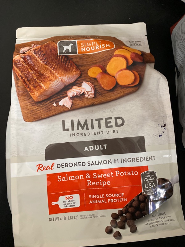 Photo 2 of Simply Nourish® Limited Ingredient Diet Adult Dry Dog Food - Salmon & Sweet Potato 4lb
