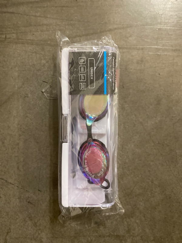 Photo 2 of Arena Tracks Youth and Adult Swim Goggles

