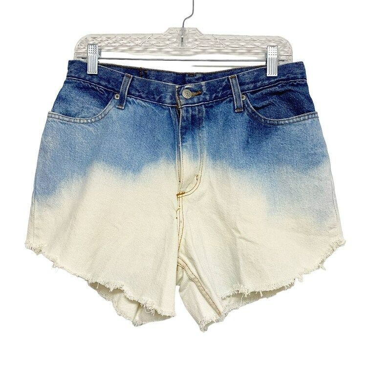 Photo 1 of No boundaries bleach and blue ombre shorts size  1