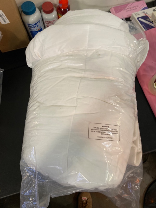 Photo 2 of  oeko-tex Bedding Comforter – All Season Comforter Full Size – White Comforter Full - Plush Siliconized Fiberfill - Box Stitched