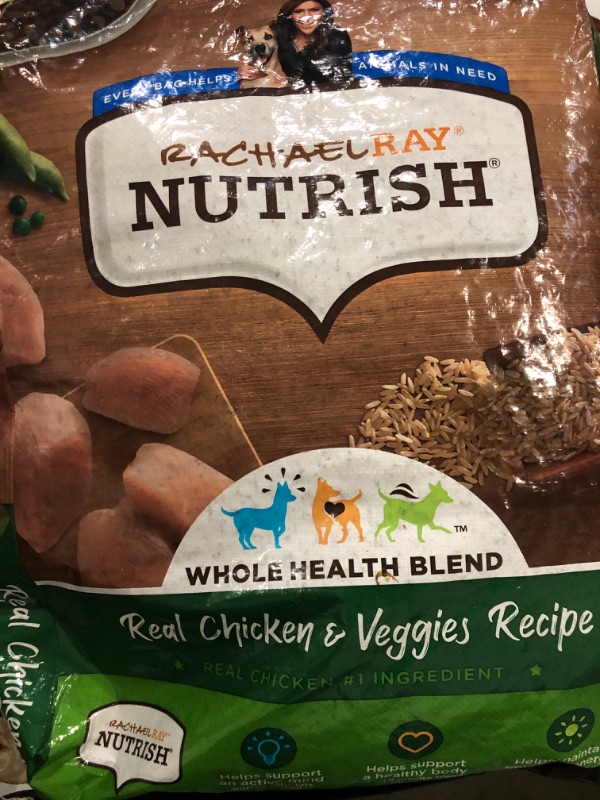 Photo 2 of Rachael Ray Nutrish Real Chicken & Veggies Recipe Dry Dog Food 40Lbs