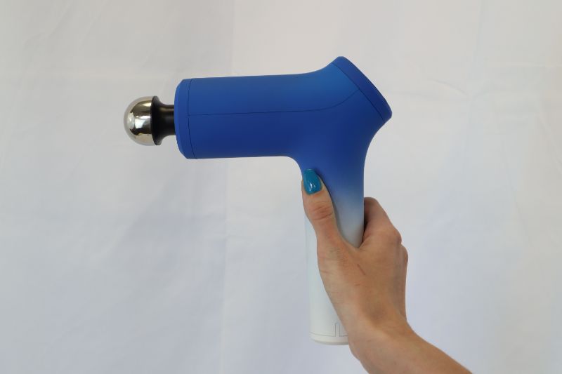 Photo 3 of BCORE MASSAGE GUN CHARGES 6 HOURS FOR FULL POWER 10 SPEED LEVELS 6 ADJUSTABLE HEADS FOR UPPER BODY OR LOWER BODY COLOR BLUE AND WHITE NEW 