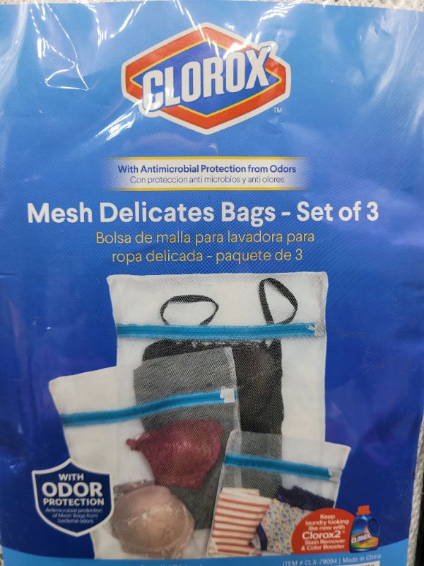 Photo 1 of (3 pack- 9 bags total) Clorox Mesh Laundry Bag for Delicates – Reusable Pouches Extends Clothing Life, Designed Odor Protection and Zipper Closure, Set of 3, White