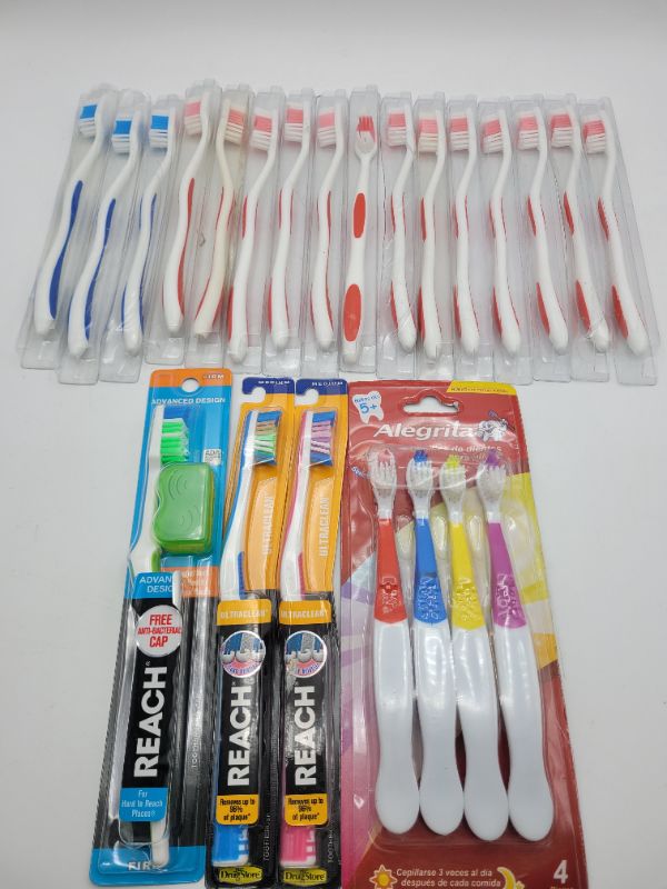 Photo 1 of 23 pcs Assorted Toothbrushes