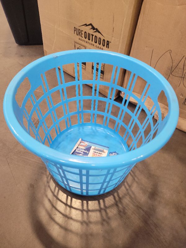 Photo 2 of CLOROX 1 Count Rectangle Laundry Basket 40 Liters/1.1 Bushel  1 Count Round Laundry Basket 35 Liters/1 Bushel