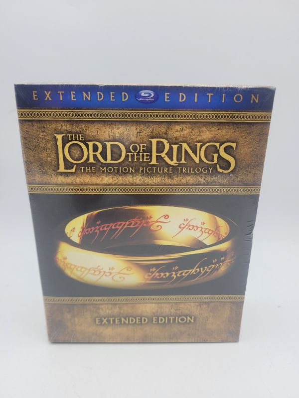 Photo 2 of Lord Of The Rings, The Motion Picture Trilogy, 15-Discs [Blu-ray, 2012]