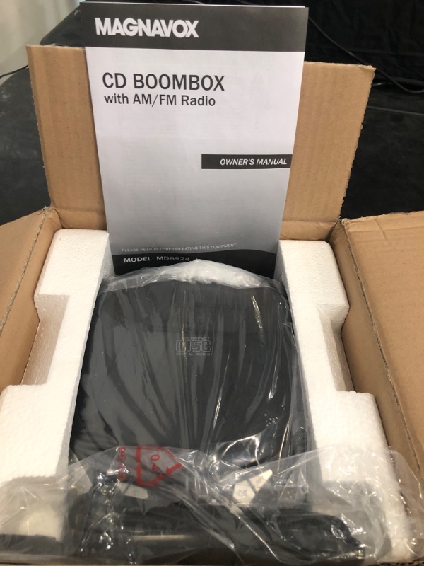 Photo 2 of Magnavox MD6924 CD Boombox with Am & FM Radio