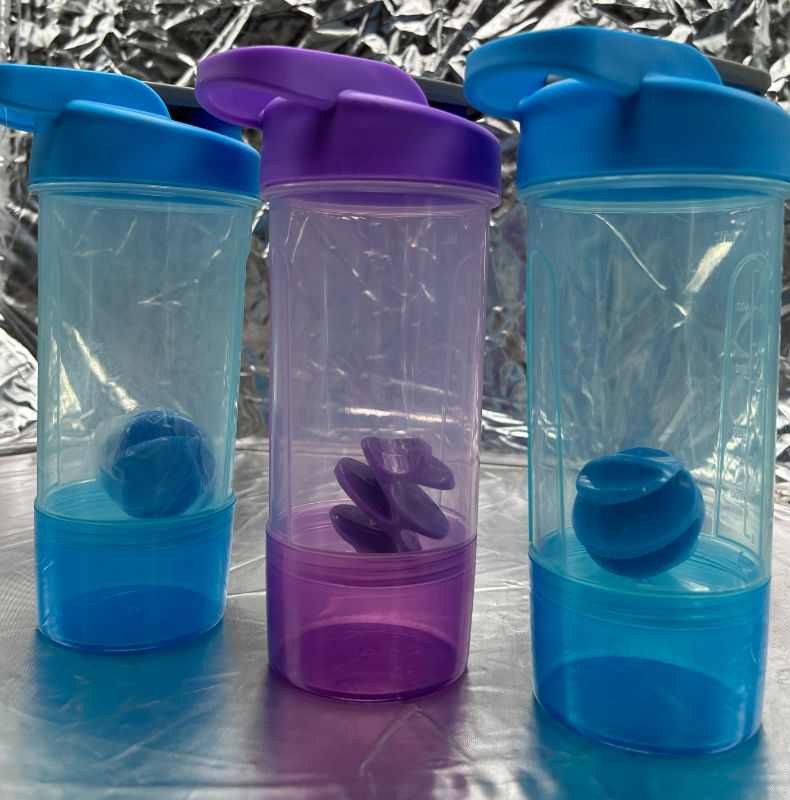 Photo 2 of GLAD 20oz BLENDER SHAKER BOTTLE WITH STORAGE CONTAINER - 3 PACK (1 PURPLE, 2 BLUE)