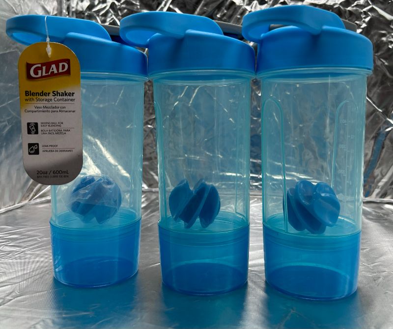 Photo 1 of GLAD 20oz BLENDER SHAKER BOTTLE WITH STORAGE CONTAINER  - 3 PACK (3 BLUE)