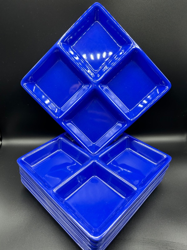 Photo 1 of  8.5" 4 SECTION TRAY Qty 12 BLUE 