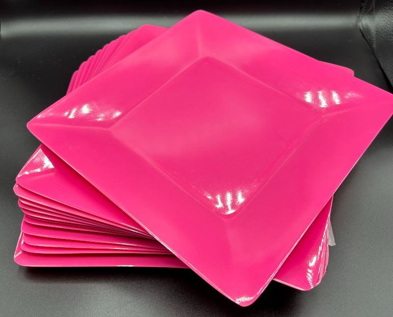 Photo 1 of 10x10 PLASTIC GLAD PLATES 12 COUNT - PINK