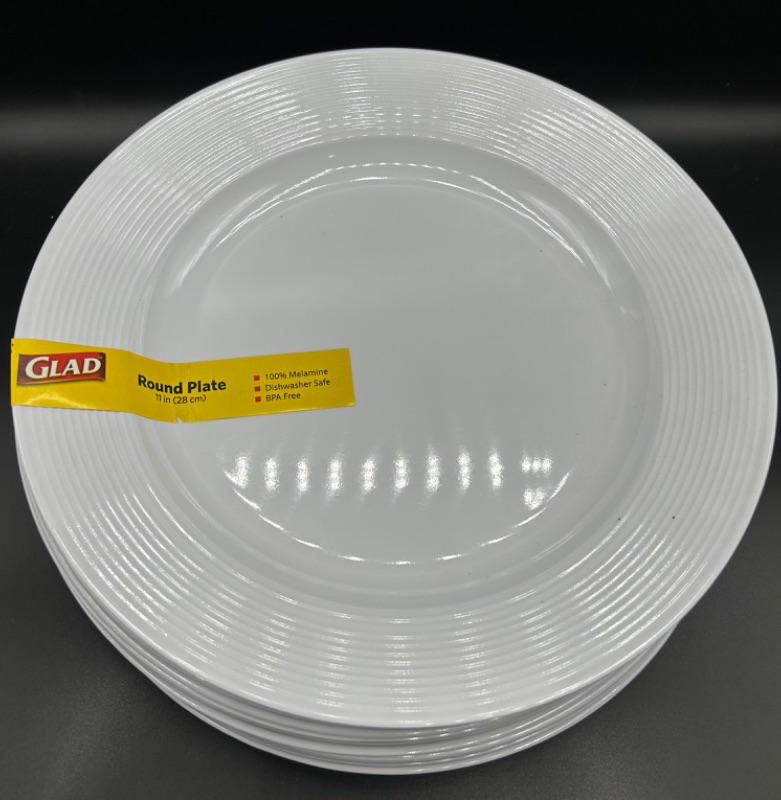 Photo 1 of 11 ROUND GLAD PLASTIC PLATES 