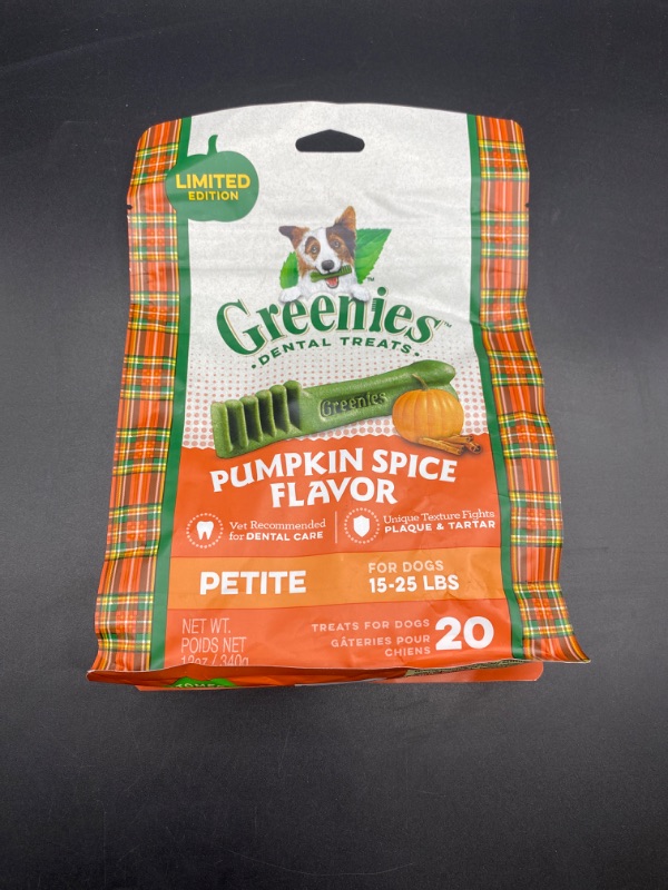 Photo 7 of Greenies Petite Natural Dog Dental Care Chews Oral Health Dog Treats, Pumpkin Spice Flavor, 12 oz. (20 Treats)