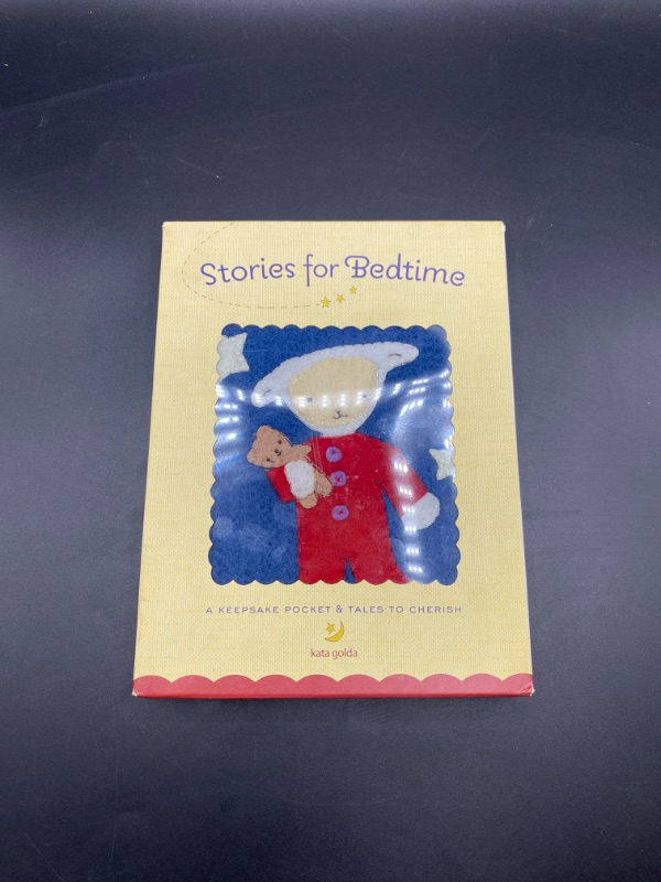 Photo 2 of Stories for Bedtime: A Keepsake Pocket and Tales to Cherish