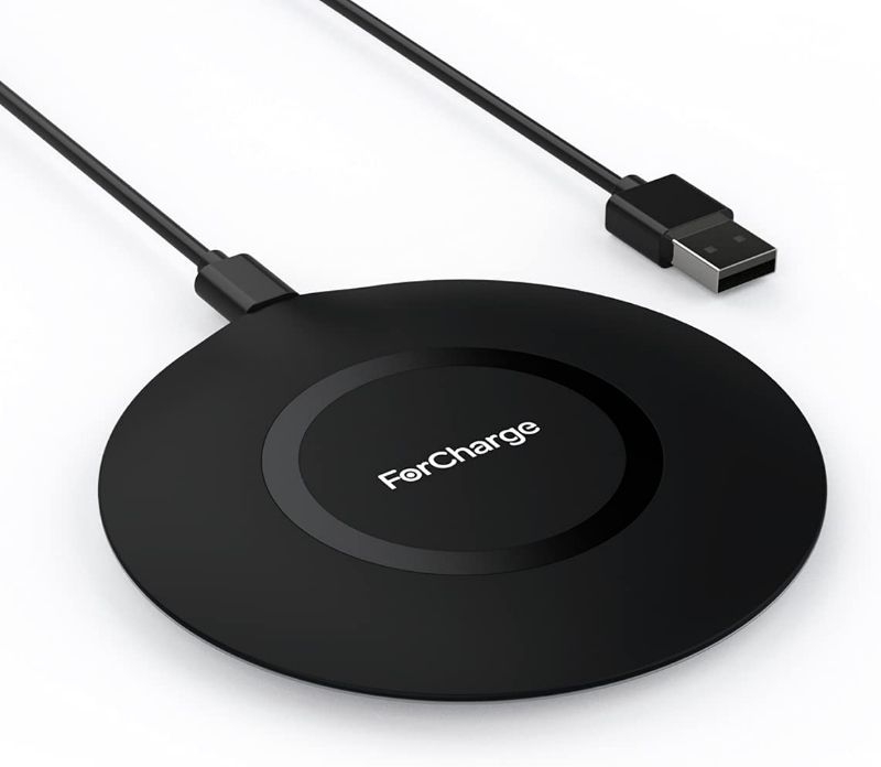 Photo 1 of Wireless Charger, 10w/15W Fast Wireless Charging Pad Compatible with iPhone, Samsung Galaxy COLOR BLACK . SEE PHOTO
