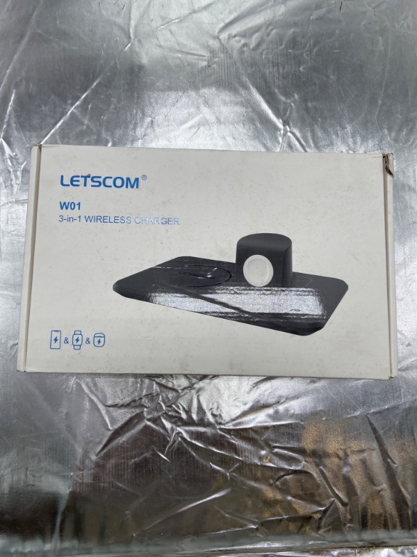 Photo 2 of LETSCOM 3 in 1 Wireless Charger Qi-Certified 15W - W01 - Black

