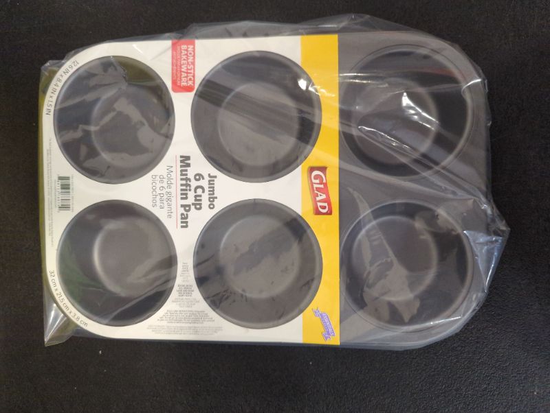 Photo 3 of GLAD - Non-Stick Jumbo Muffin Pan, 6-Cup