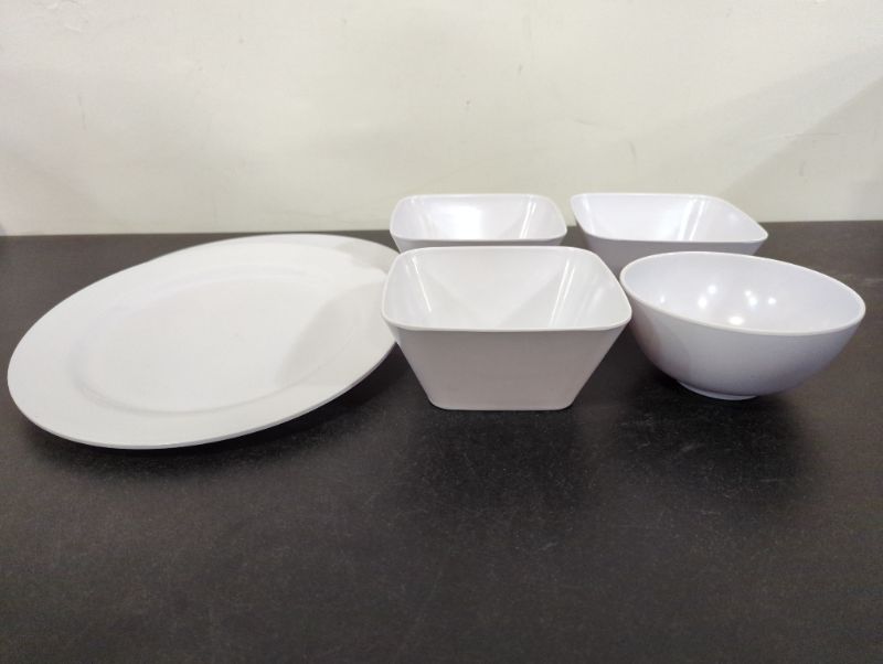 Photo 2 of GLAD - Melamine Dish Bundle - 2 Plates + 4 Bowls - White