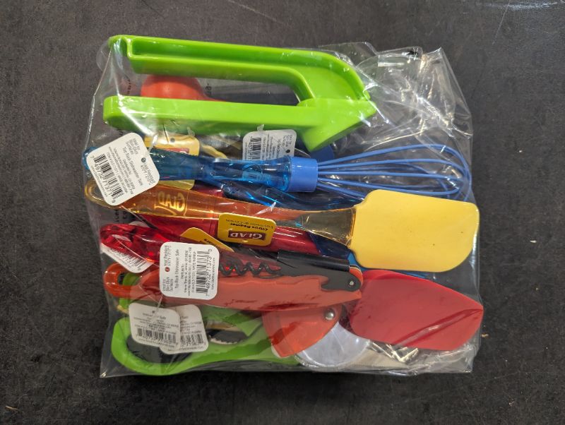 Photo 4 of 12pc Glad Kitchen Utensil Bundle - see photos - Colors May Vary, As Is