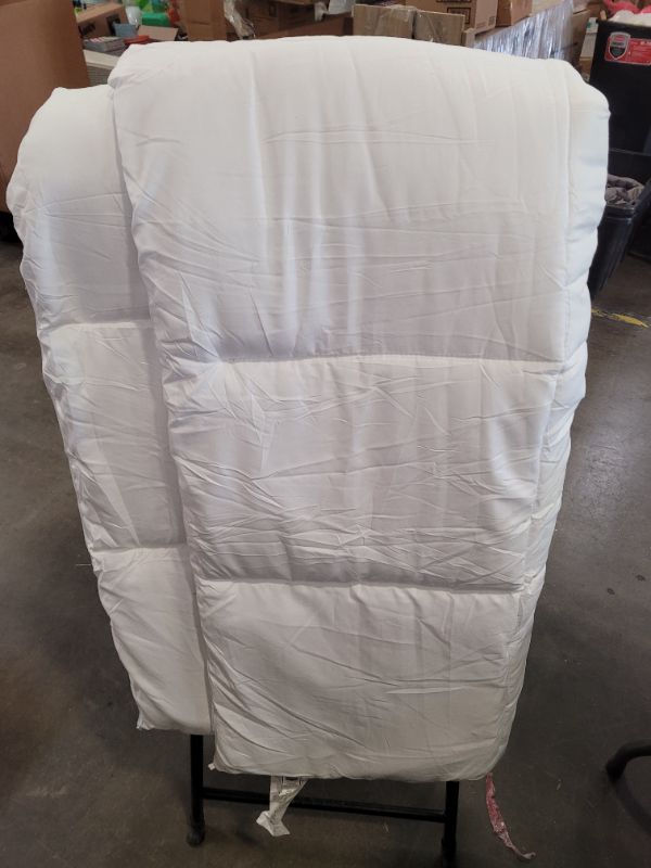 Photo 2 of Utopia Bedding Down Alternative Comforter (Twin, White) - All Season Comforter - Plush Siliconized Fiberfill Duvet Insert - Box Stitched