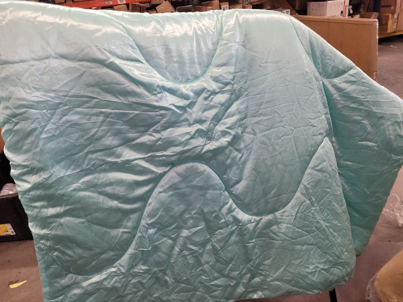 Photo 1 of full/queen 88x88 turquoise silk/satin comforter/duvet