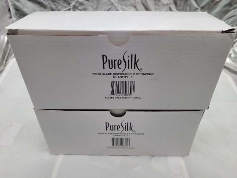 Photo 4 of (2 Boxes of 3 pack) Pure Silk Clean & Smooth Body Shave 4 Blades + Lubrication with Chamomile 2 Razors