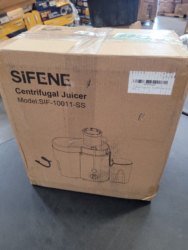 Photo 3 of Juicer Machine, SIFENE 3" Wide Mouth 400W Centrifugal Juicer for Vegetable and Fruit, Large Mouth Juice Extractor, Juice Maker Machines with 3-Speed Setting, Easy to Clean