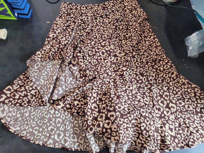 Photo 2 of Size L Pretty Gardeng Leopard Print Ruffle Hem Skirt