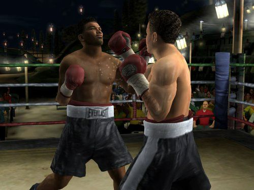 Photo 3 of Fight Night Round 2 (PS2)
