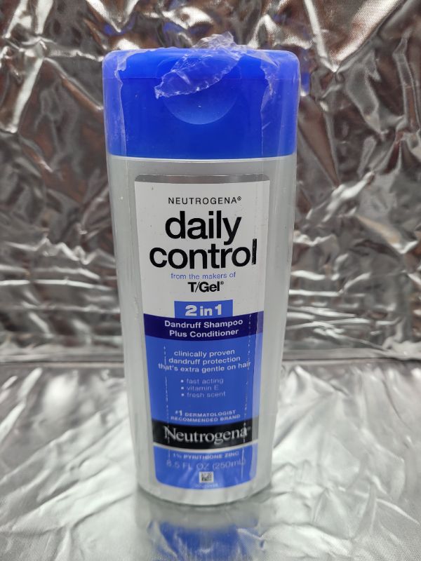 Photo 2 of Neutrogena T/Gel Daily Control 2-in-1 Dandruff Shampoo Plus Conditioner, 8.5 Fluid Ounce