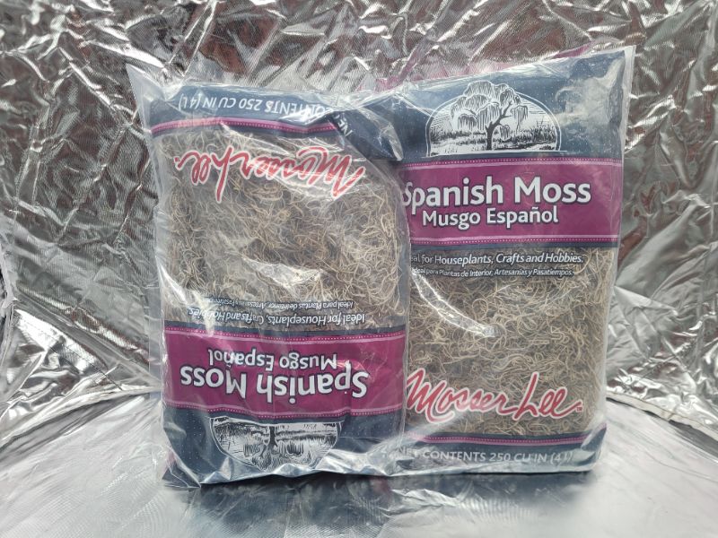 Photo 2 of (2 pack) Mosser Lee ML0560 Spanish Moss, 250 Cubic Inches 4L