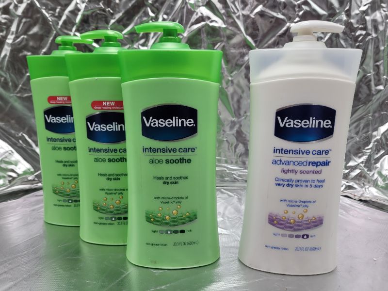 Photo 3 of Vaseline Intensive Care Body Lotion Bundle: Dry Skin Soothing Hydration Lotion Made with Ultra-Hydrating Lipids + 1% Aloe Vera Extract to Refresh Dehydrated Skin 20.3 oz 3 count | Intensive Care Advanced Repair Lightly Scented Body Lotion
20.3 oz 1 count