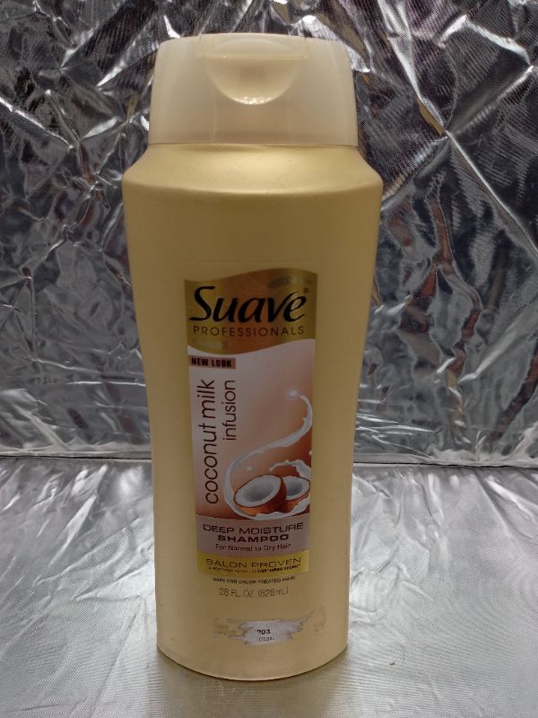 Photo 2 of Suave Professionals Deep Moisture Shampoo Coconut Milk Infusion 28 oz