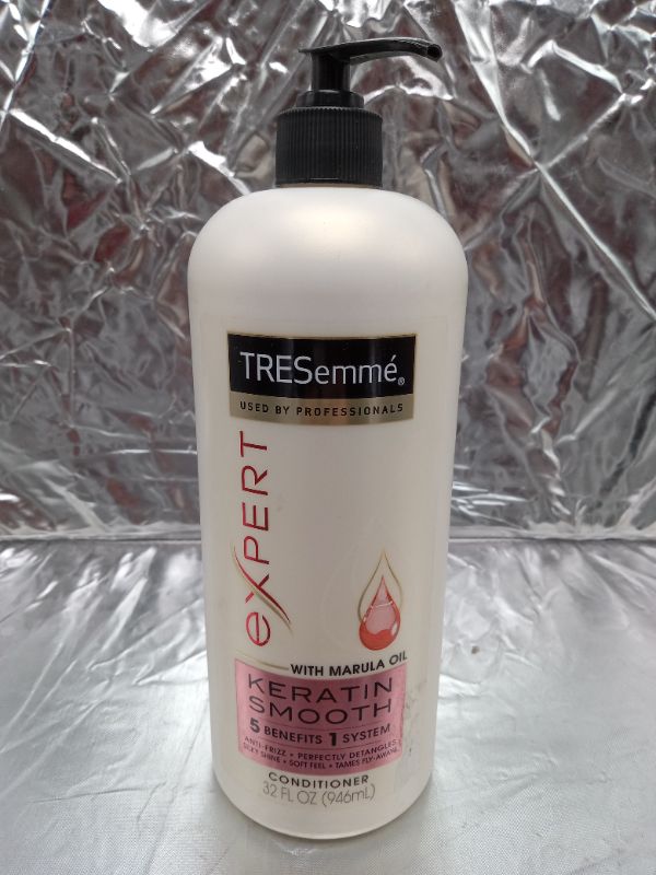 Photo 2 of TRESemme Keratin Smooth with Marula Oil Conditioner with Pump, 32 oz
