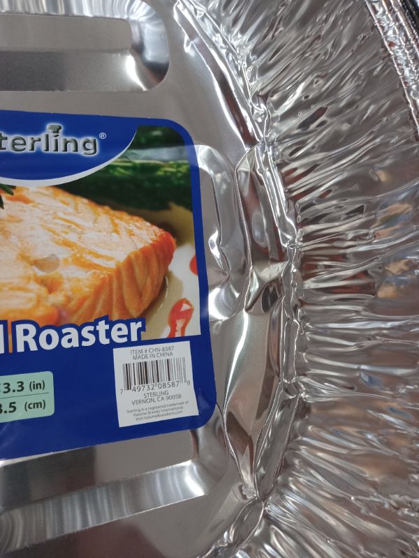 Photo 1 of 5 Count Sterling Large Oval Aluminum Disposable Roaster with No Lid 16.9 x 12.4 x 3.3 in