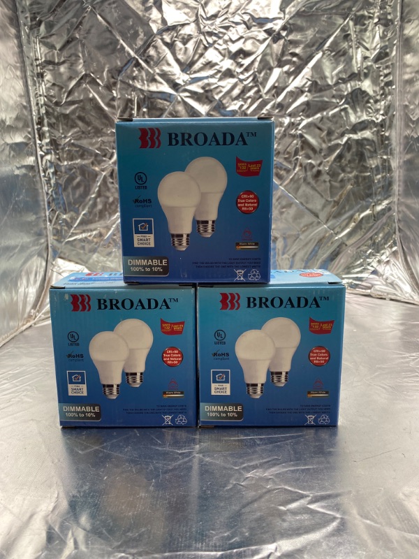 Photo 2 of BROADA  Led Bulb , dimmable omnidirectonal warm white color 3000k , 800 lumens 2 a pack of 3 